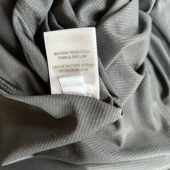 Kuhl Mova Women's Dark Gray Cargo Skort Size Medium - Picture 2 of 12